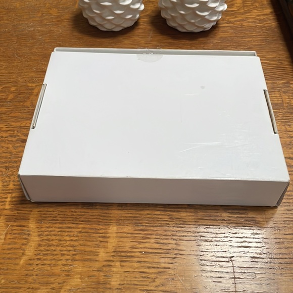 Vizio Four Pairs of 3D Theater Glasses in Box - Picture 2 of 6